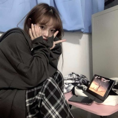 小红书最火女孩头像(精选16张)