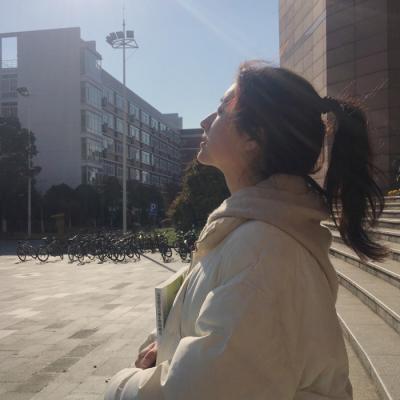 女头像唯美有气质高贵(精选16张)