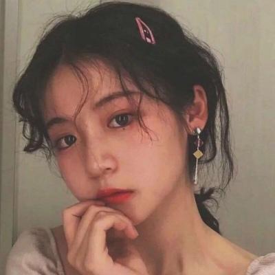 独一无二小清新女生头像真人(共20张)