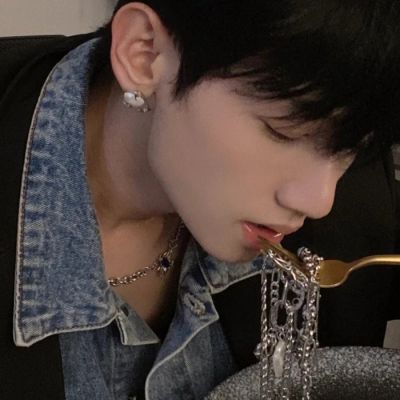 高品质高格调的头像男(优选18张)