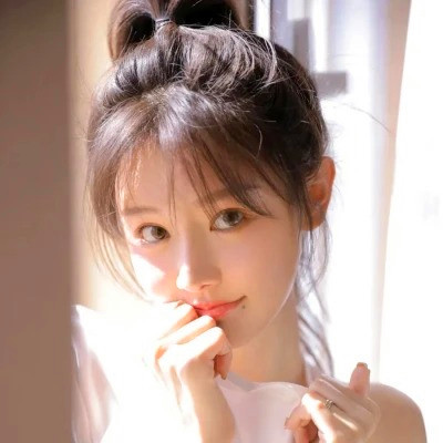 真人版可爱女生头像小清新萌(精选20张)