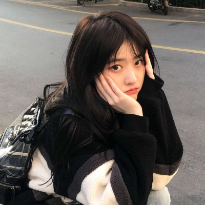 真人女头ins风可爱(共24张)