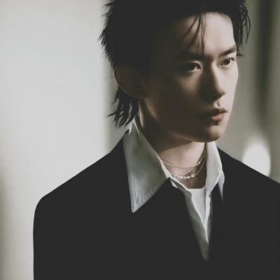 男生头像霸气超拽高冷吸引人(34张)