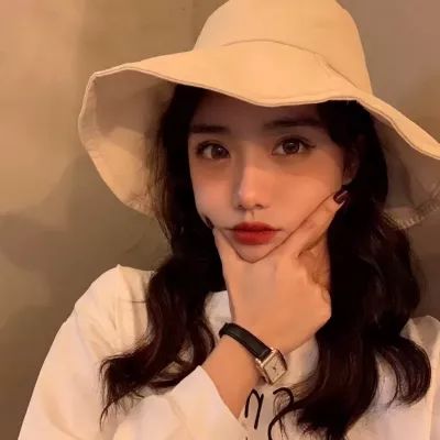 让人忍不住多看几眼的温柔女头像(20张)