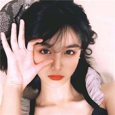 惊艳神仙的温柔女头(16张)