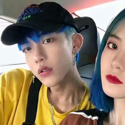 甜蜜情侣头像一左一右霸气(共18张)