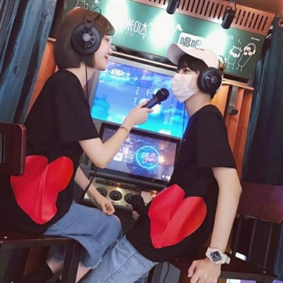 甜蜜情侣头像一左一右霸气(共18张)