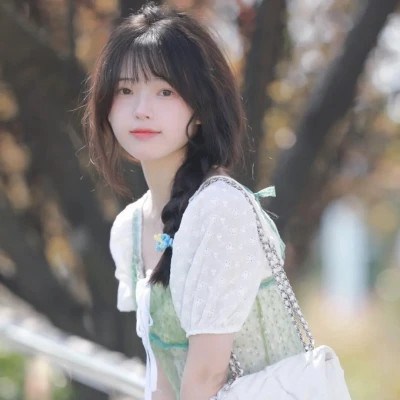 2023年好看的微信头像女生(优选18张)