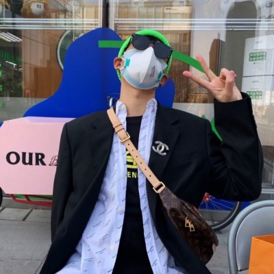 2023最好看的微信头像男生(18张)