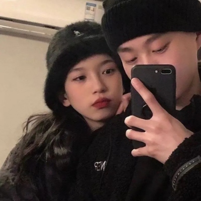 最新潮流个性情侣头像一对两张(18张)