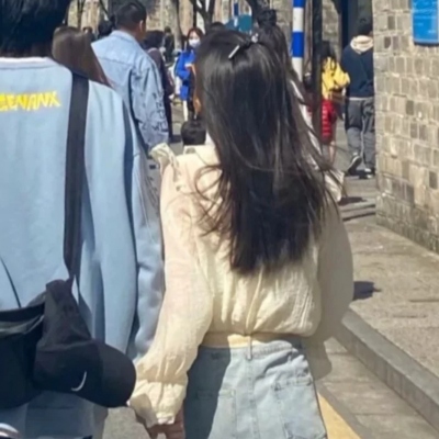 最新潮流个性情侣头像一对两张(18张)