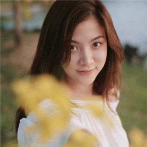 唯美清新初恋级的美女头像高清图片(精选18张)