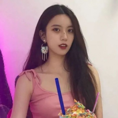 个性潮流精选好看女生头像(优选24张)