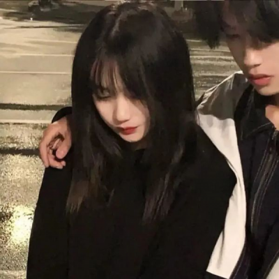 超级甜蜜很有故事感的情头大全(共18张)