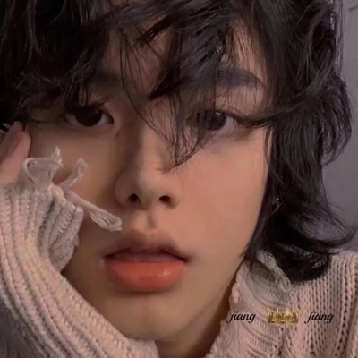 2023幸福甜蜜的双人个性情侣头像(共18张)