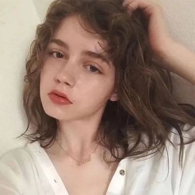 2023很惊艳的颜值逆天欧美女生头像(优选18张)