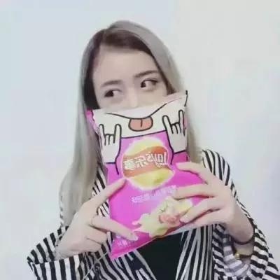 00后非主流个性情侣头像一对两张(精选16张)