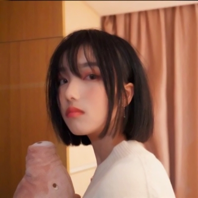 2023意境美女QQ头像(精选16张)