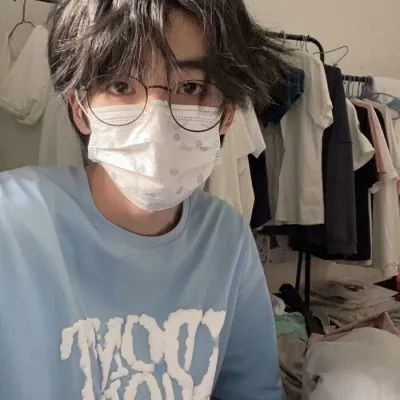 很帅的男生头像(共22张)