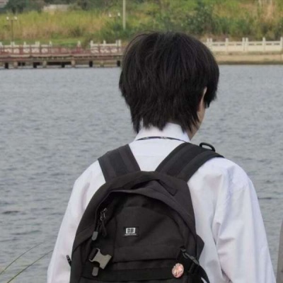 2023帅气小哥哥头像高清图片(共26张)