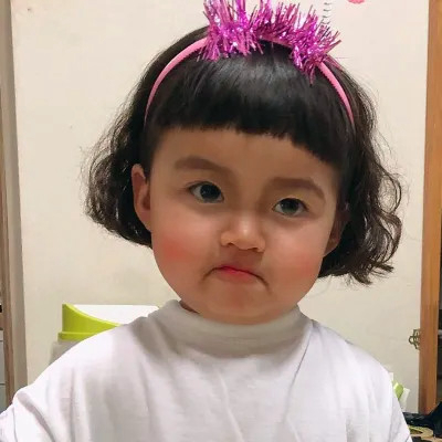 2023最火萌情侣头像(共18张)