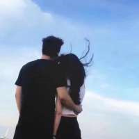 最新情侣拥抱的头像图片(共18张)