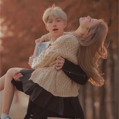 拥抱在一起的情侣头像图片(精选18张)