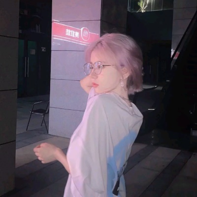 时尚潮流女装图片大全(32张)