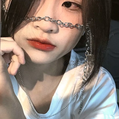 时尚潮流女装图片大全(32张)