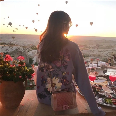 微信女生高冷优雅头像图片(共22张)