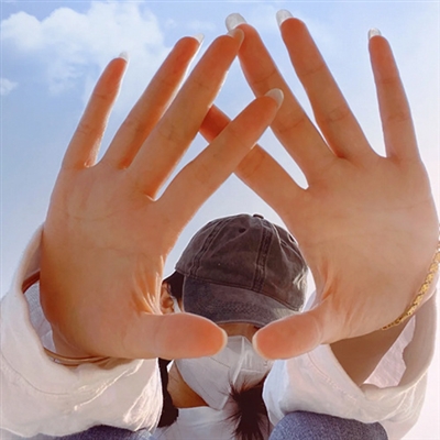 小众高级氛围感头像(共34张)