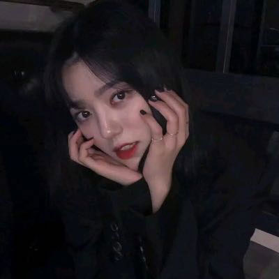 成熟高冷气质女生头像图片(共18张)