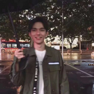 帅气清新的男生头像图片(精选18张)