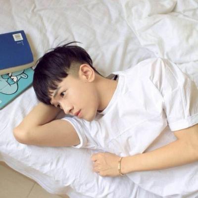 帅气清新的男生头像(精选20张)