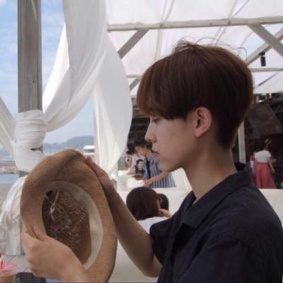 清新好看帅气的男生头像图片(20张)