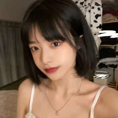 霸气可爱的图片女生头像(优选12张)