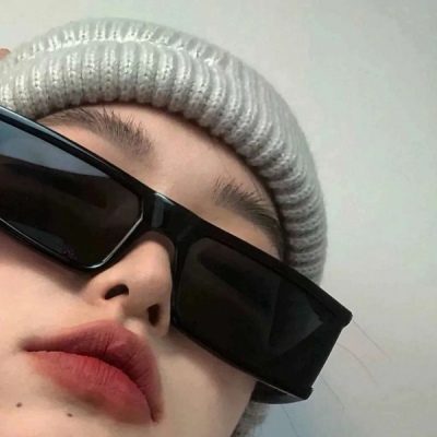 霸气可爱的图片女生头像(优选12张)