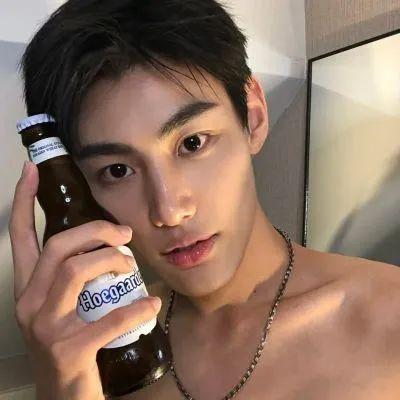 适合永久做男生头像的图片大全(18张)