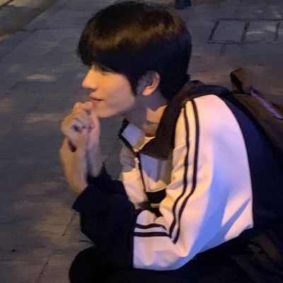 适合永久做男生头像的图片大全(18张)