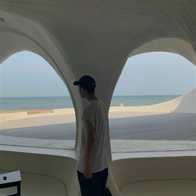 一眼就心动的男生头像图片(共16张)