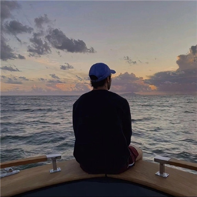 一眼就心动的男生头像图片(共16张)