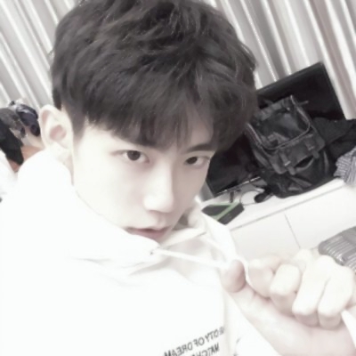 唯美个性的男生qq头像图片大全(18张)