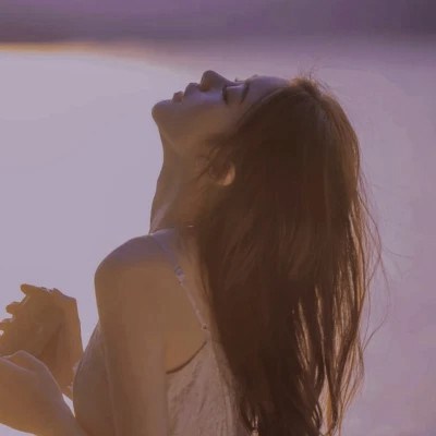 2023最新版的女生霸气头像(优选16张)