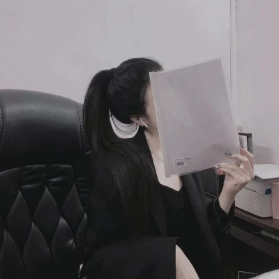 2023最新版的女生霸气头像(优选16张)