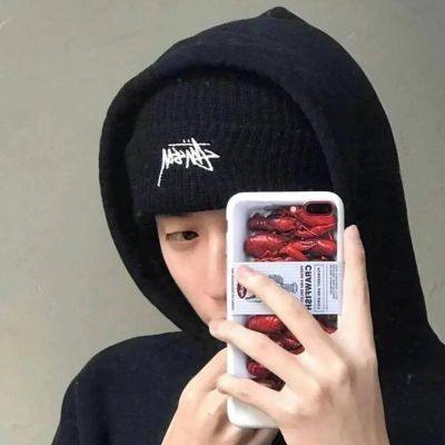 小众又好看的男生头像(精选20张)