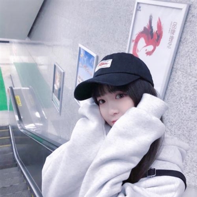 非常难发现的情侣头像一人一张(优选18张)