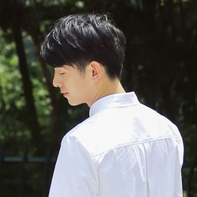 背影情侣头像一人一张(优选18张)