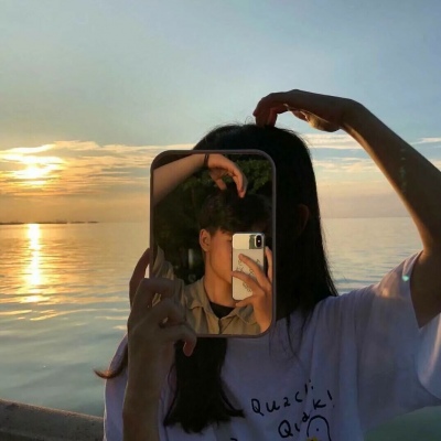 适合00后学生用的情侣头像(优选18张)