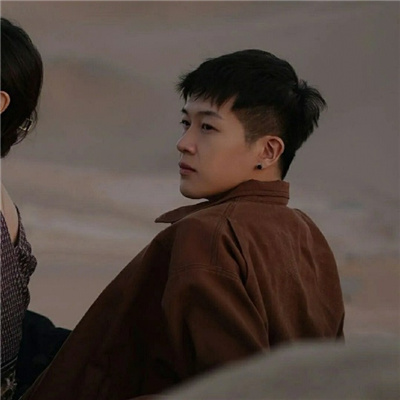 2023高级感超拽情侣头像(优选18张)