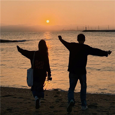 2023高级感超拽情侣头像(优选18张)